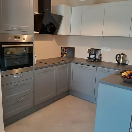 Mare Apartment *